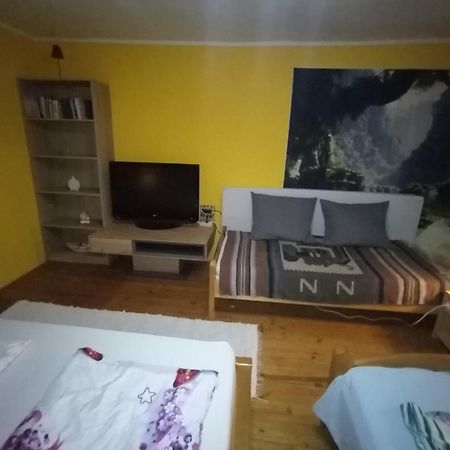 Kert Oevezeti Lakas Apartment Gyöngyös Екстериор снимка