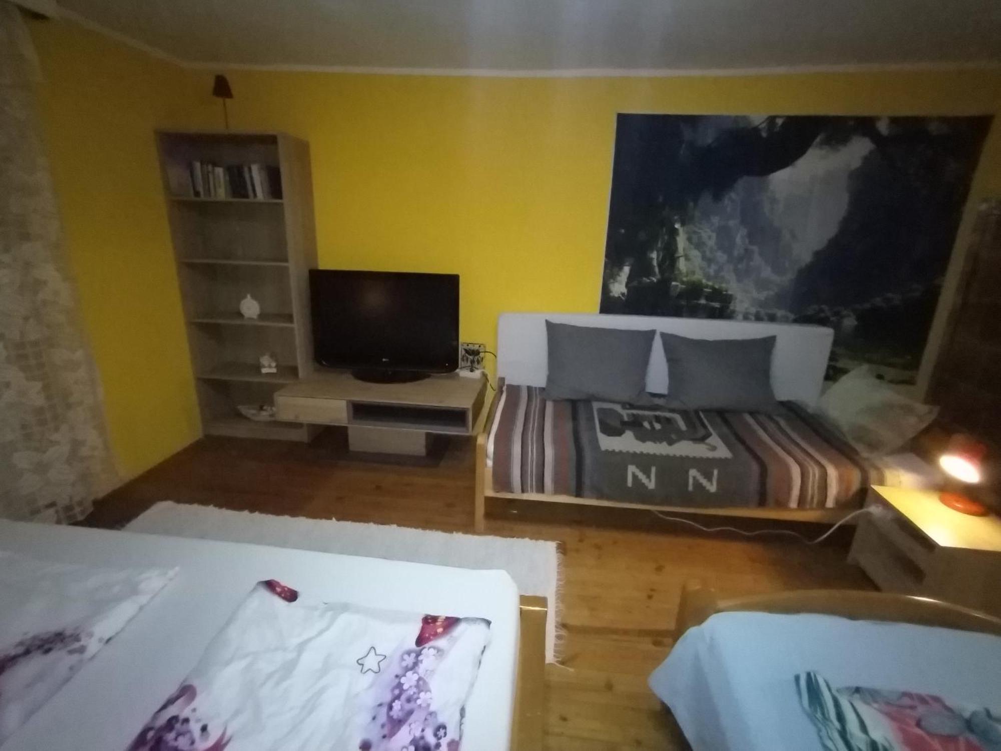 Kert Oevezeti Lakas Apartment Gyöngyös Екстериор снимка